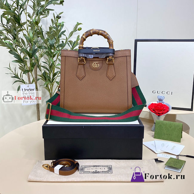 Gucci Diana Small Tote Bag 27x24x11cm - 1