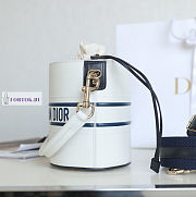 Dior Small Vibe Bucket Bag 14x18x14cm - 5