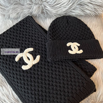 Chanel Wool Hat and Scarf Black