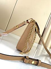 LV Easy Pouch On Strap Brown M81137 19x11.5x3cm - 2