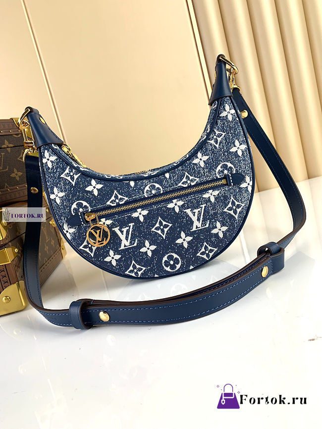 LV Loop Monogram Circle in Denim Bag M81166 23x13x6cm - 1