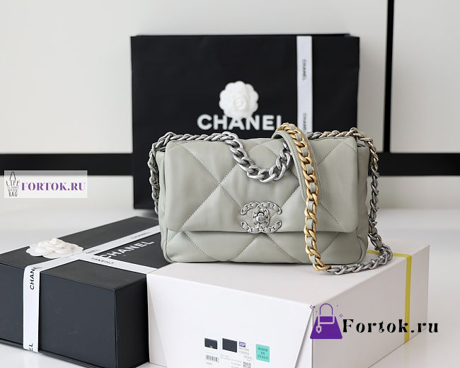 Chanel 19 Light Green Silver Hardware 26cm - 1