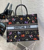 Dior Large Book Tote Zodiac Embroidery Black M1286 42x18.5x35cm - 1