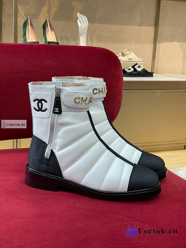 CN Boots 05 - 1