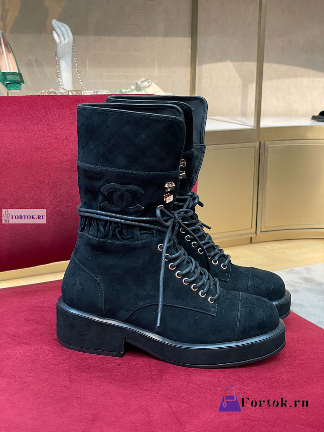 CN Boots 25 - 1