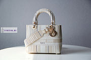 Dior Medium Lady D-Lite Bayadère D-Stripes White 24x20x11cm - 1