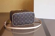 LV Nice BB Toiletry Bag M42265 24x18x14.5cm - 5