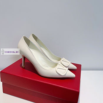 Valentino Logo Pumps White 7.5cm