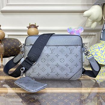 LV Trio Messenger M69443 25x18.5x7cm