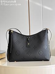 LV CarryAll MM Black M46289 39x30x15cm - 1