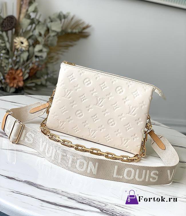 Louis Vuitton Coussin PM Light Cream M57793 26x20x12cm - 1