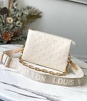 Louis Vuitton Coussin PM Light Cream M57793 26x20x12cm - 1
