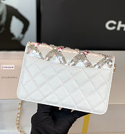 CN Clutch With Chain Sequin in White 19x12x3.5cm - 6