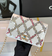 CN Clutch With Chain Sequin in White 19x12x3.5cm - 4