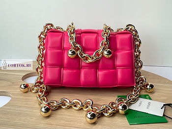 Bottega Veneta Chain Cassette Intrecciato-leather Pink bag