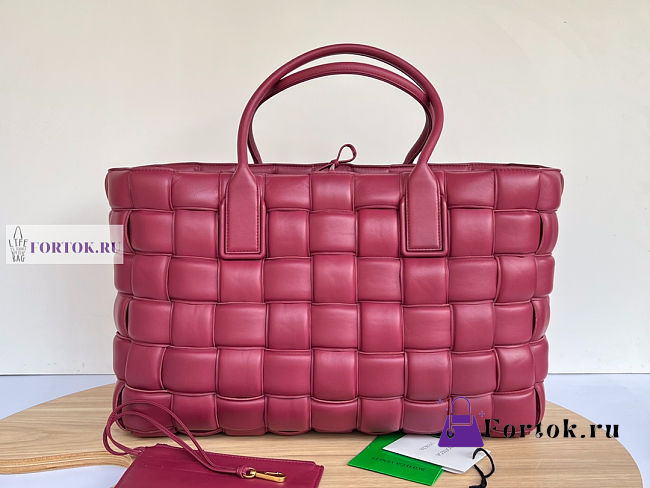 Bottega Veneta Maxi Intreccio Pink Bag 50x42x18cm - 1