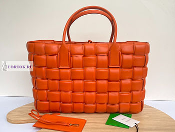 Bottega Veneta Maxi Intreccio Orange Bag 50x42x18cm