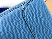 Louis Vuitton Twist MM Epi Leather Blue M57505 23x17x9.5cm - 2