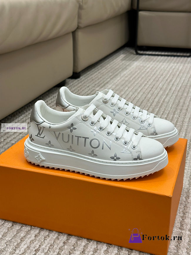 LV Sneakers 04 - 1