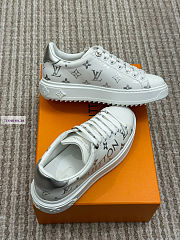 LV Sneakers 04 - 4