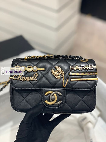 Chanel CF Flap Black Bag Charms 2022 19x11x8cm