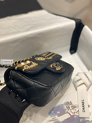 Chanel CF Flap Black Bag Charms 2022 19x11x8cm - 4