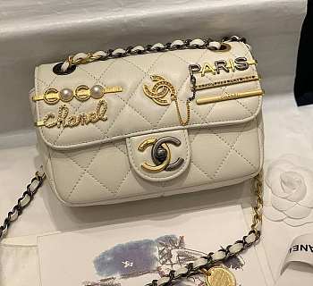 Chanel CF Flap White Bag Charms 2022 19x11x8cm