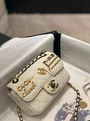 Chanel CF Flap White Bag Charms 2022 19x11x8cm - 2