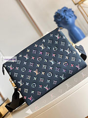 Louis Vuitton Coussin MM Multicolor Bag 34x24x12 - 5