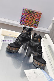 Louis Vuitton Star Trail Ankle Black Boos 1AABIT - 2