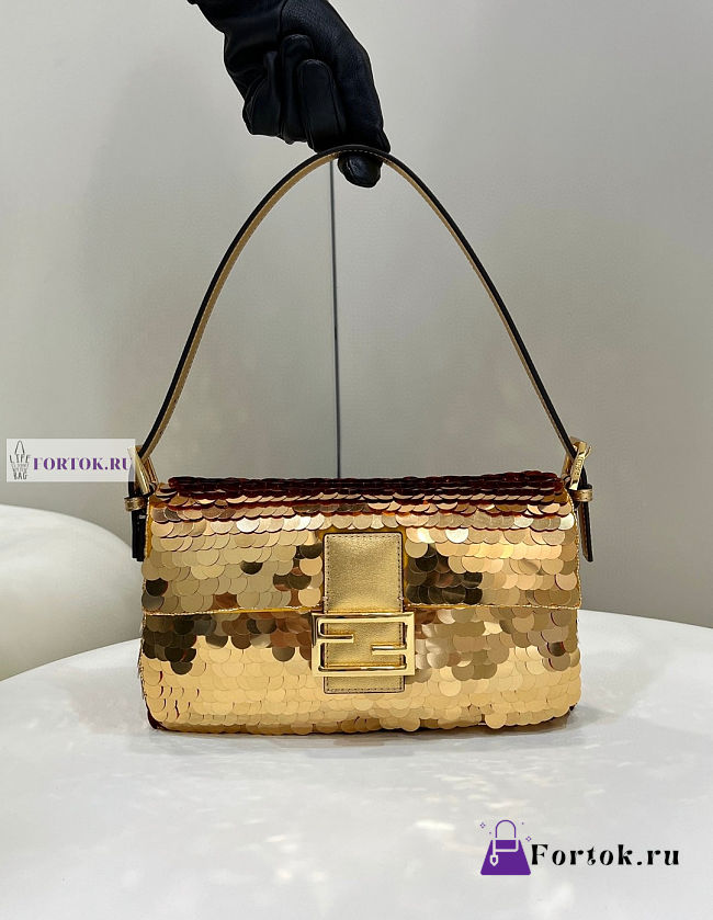 Fendi Baguette Gold-Coloured Leather and Sequinned Bag 27x5x14cm - 1