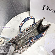 Dior Book Tote Embroidery 04 41.5x32x5cm - 4
