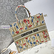 Dior Book Tote Embroidery 05 41.5x35x18cm - 6