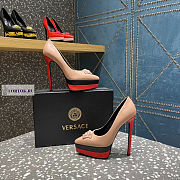 Versace Medusa Calfskin Beige Pumps - 3