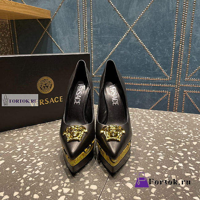 Versace Gold Medusa Calfskin Black Pumps - 1