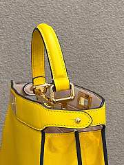 Fendi Peekaboo ISeeU Medium Yellow Leather Bag 33x12x25cm - 4