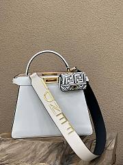 Fendi Peekaboo ISeeU Medium Wite Leather Bag 33x12x25cm - 1
