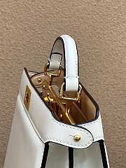 Fendi Peekaboo ISeeU Medium East-West White Tote Bag 33x25x12 - 3