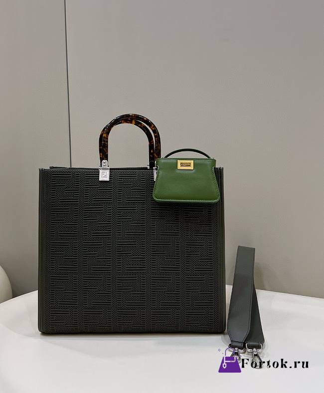 Fendi Sunshine Medium Dark Green Tote Bag 36x13.5x33cm - 1