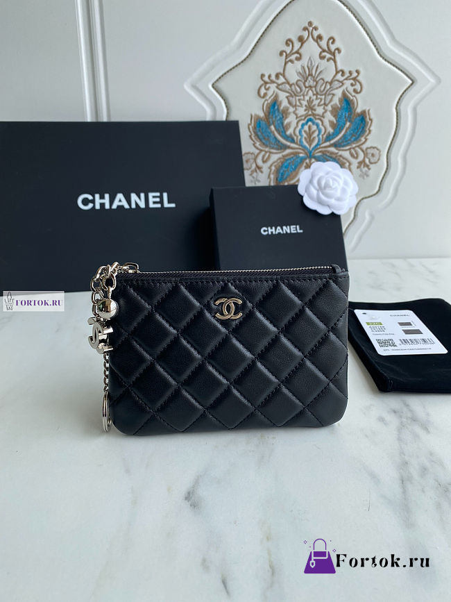 Chanel Card Holder Zipper A50168 Black Silver 14x10cm - 1