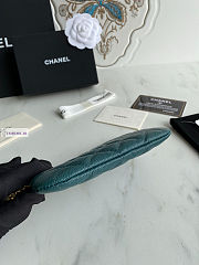 Chanel Card Holder Zipper Calfskin A50168 Green 14x10cm - 5