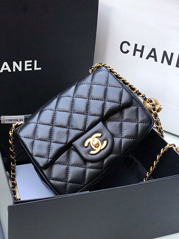 Chanel AS1786 Flap Bag Lambskin Black 17cm