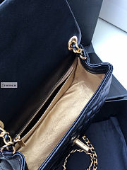 Chanel AS1786 Flap Bag Lambskin Black 17cm - 6