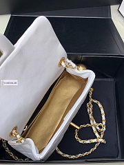 Chanel AS1786 Flap Bag Lambskin White 17cm - 2