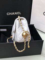 Chanel AS1786 Flap Bag Lambskin White 17cm - 4