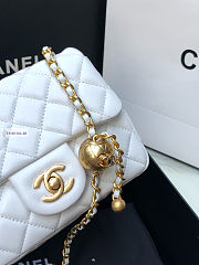 Chanel AS1786 Flap Bag Lambskin White 17cm - 5