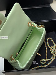 Chanel AS1786 Flap Bag Lambskin Green 17cm - 5