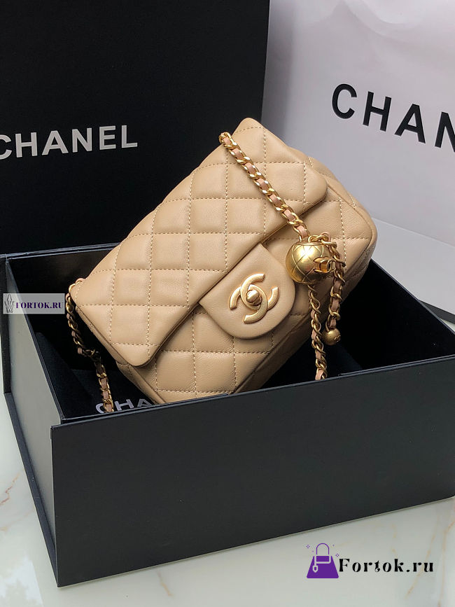 Chanel AS1786 Flap Bag Lambskin Beige 17cm - 1
