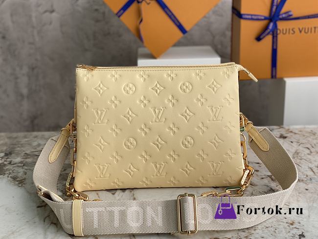 Louis Vuitton Coussin PM Light Yellow 26 x 20 x 12 cm - 1
