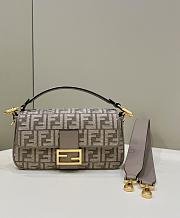 Fendi Iconic Baguette 8579 size 27/6/15 - 1